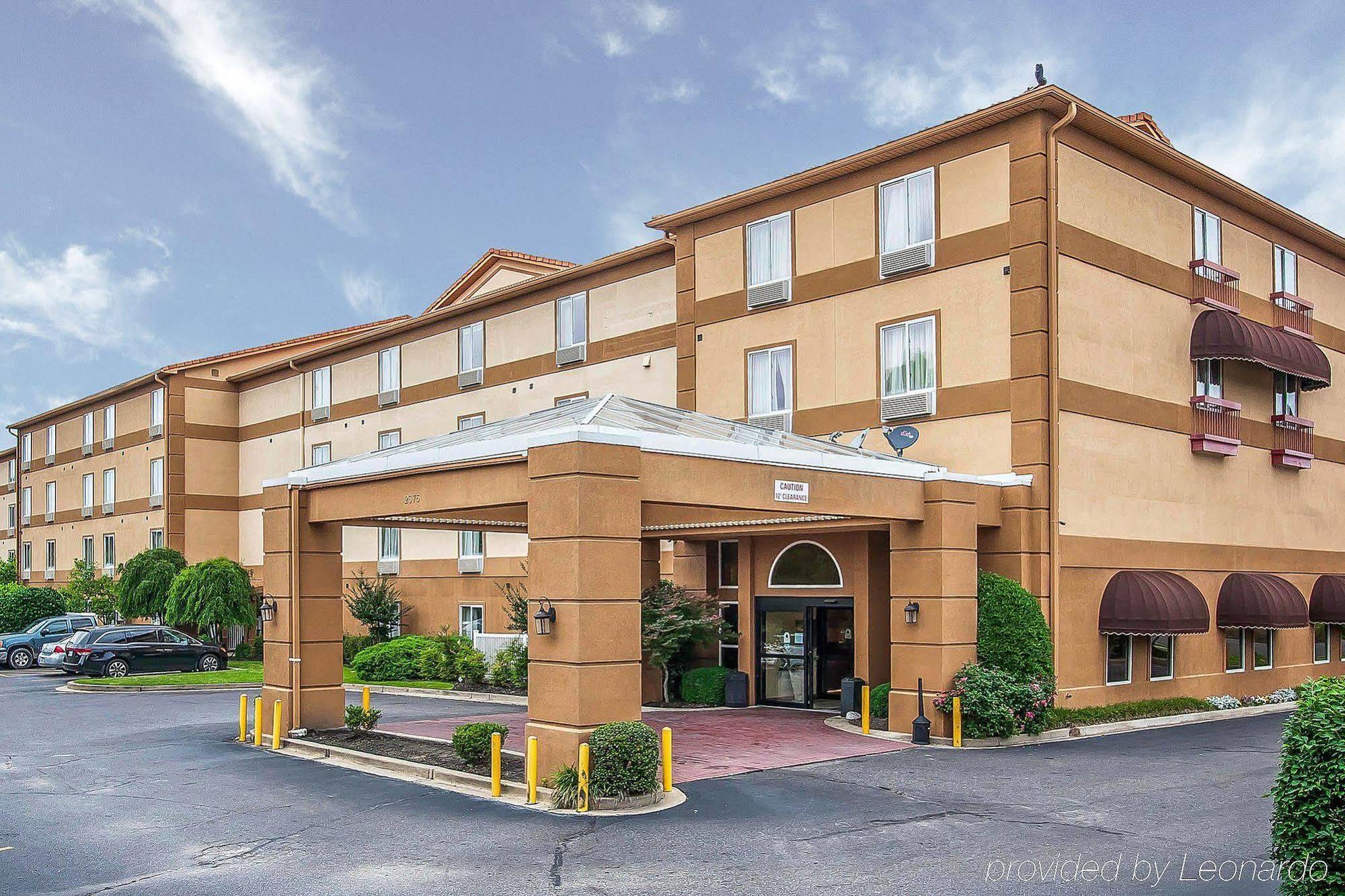 La Quinta Inn & Suites By Wyndham Memphis I-240 Exterior photo